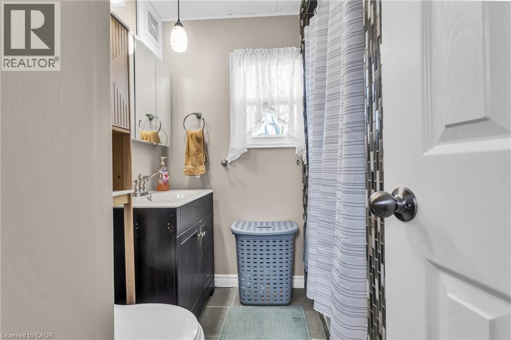163 Ferguson Drive Unit# 302 Property Photo 25