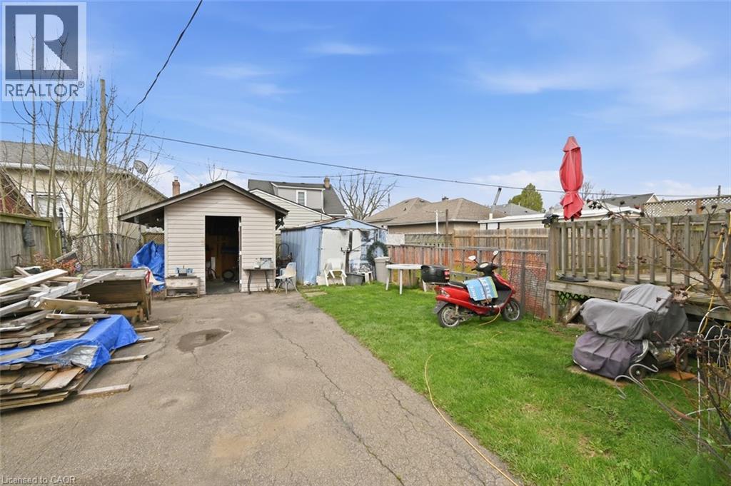 307 S Wallace Avenue S Property Photo 4