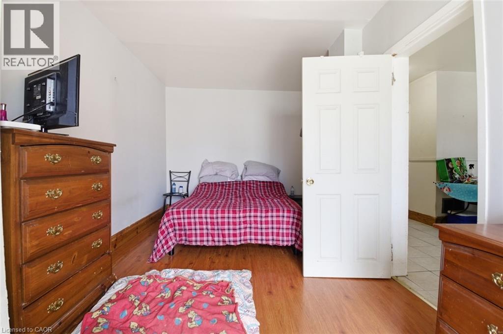 307 S Wallace Avenue S Property Photo 16