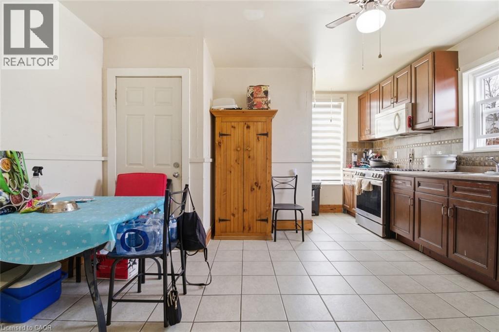 307 S Wallace Avenue S Property Photo 18