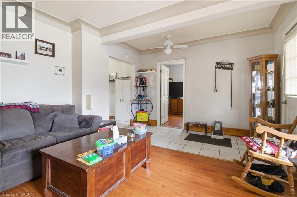 307 S Wallace Avenue S Property Photo 23