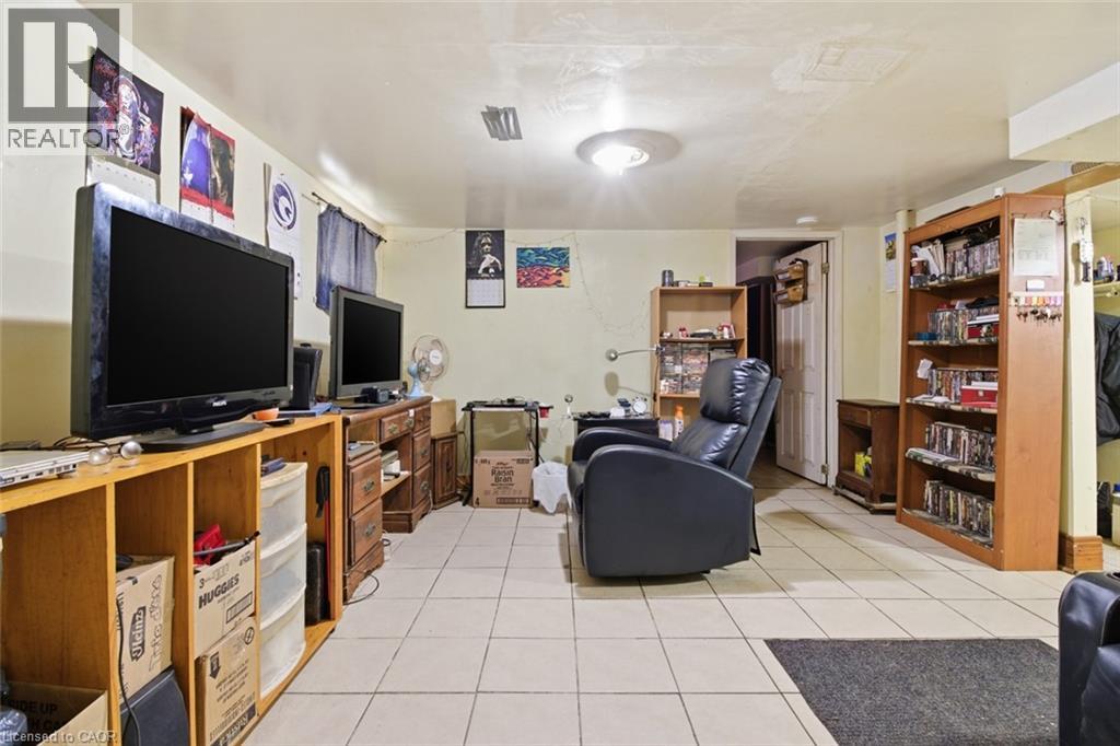 307 S Wallace Avenue S Property Photo 49