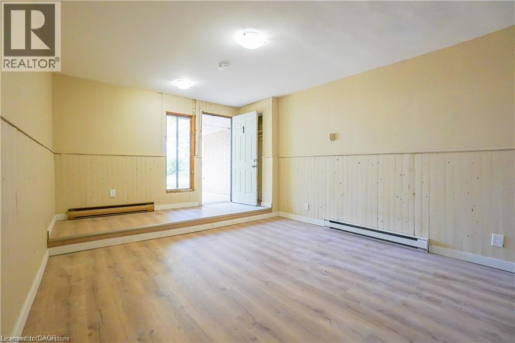 839 Mosley Street Property Photo 3