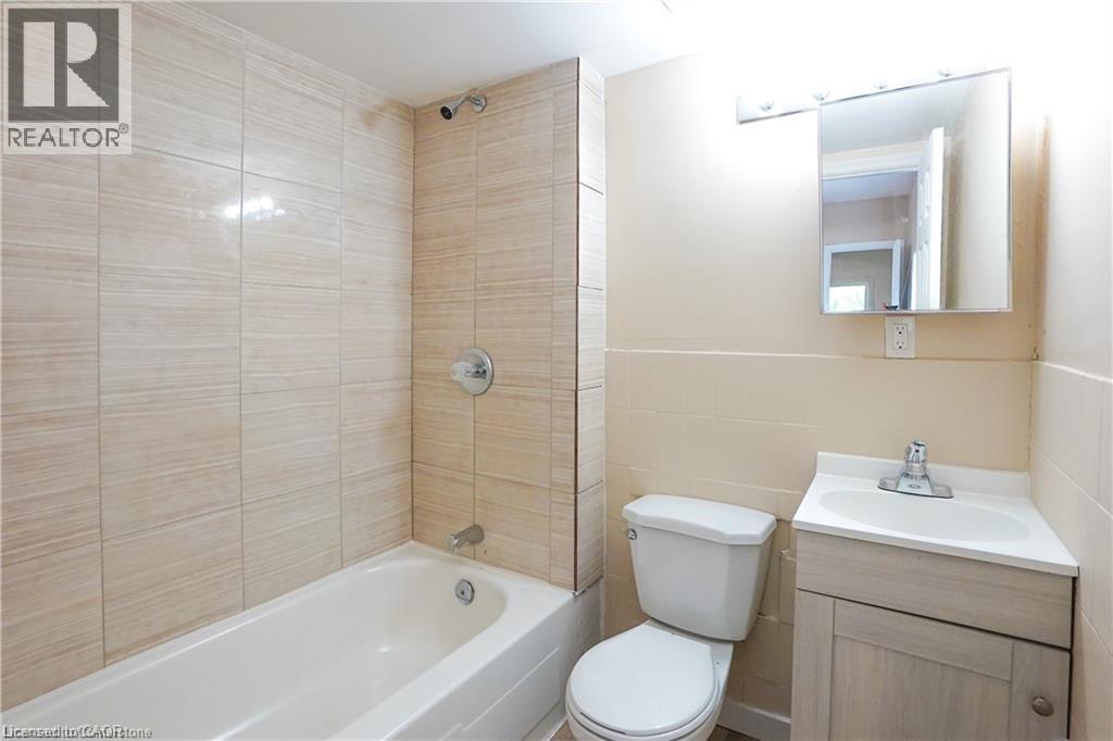 839 Mosley Street Property Photo 17