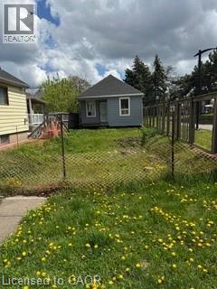 230 Cope Street Property Photo 5