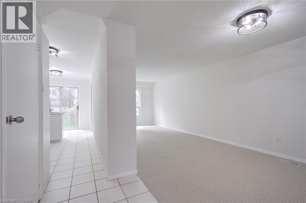 2355 Fifth Line Unit# 63 Property Photo 6