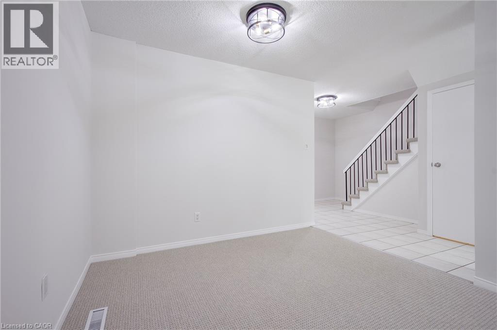 2355 Fifth Line Unit# 63 Property Photo 9
