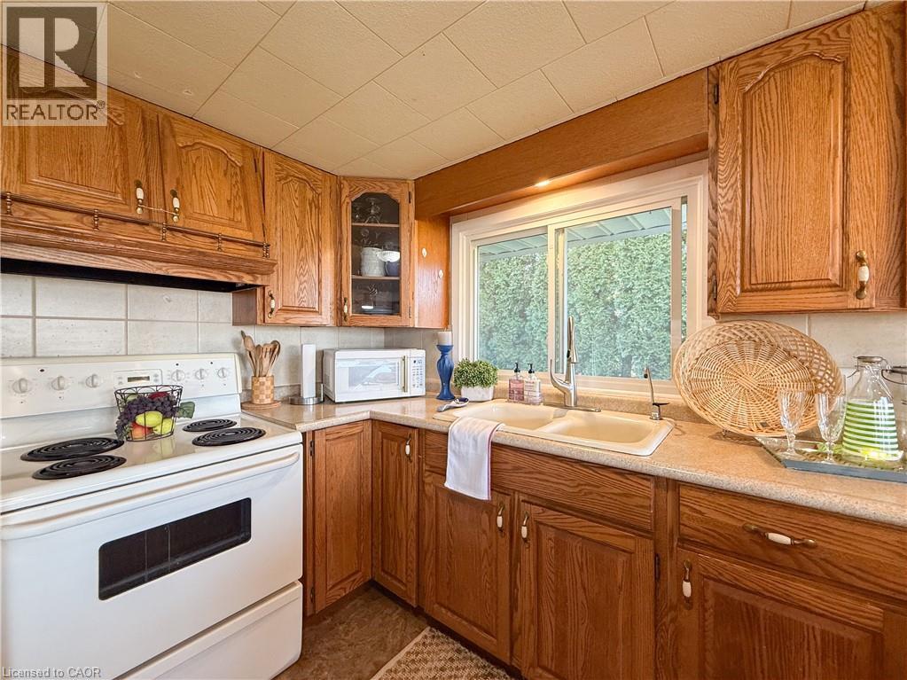 21 Poplar Road Property Photo 13