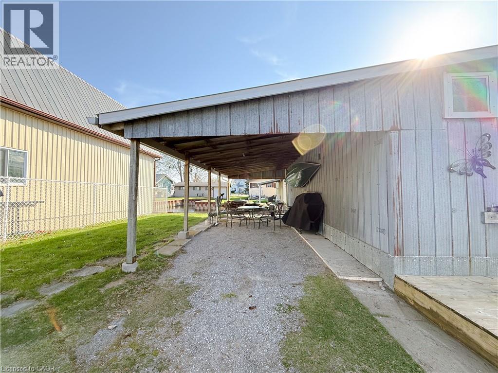 21 Poplar Road Property Photo 26