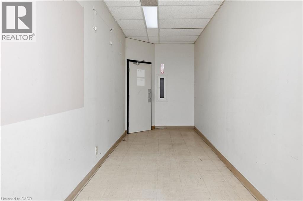 869 Barton Street E Property Photo 18