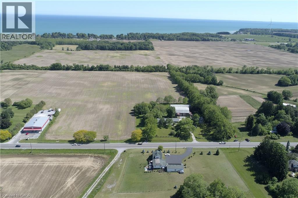 589 Highway 6 Property Photo 7