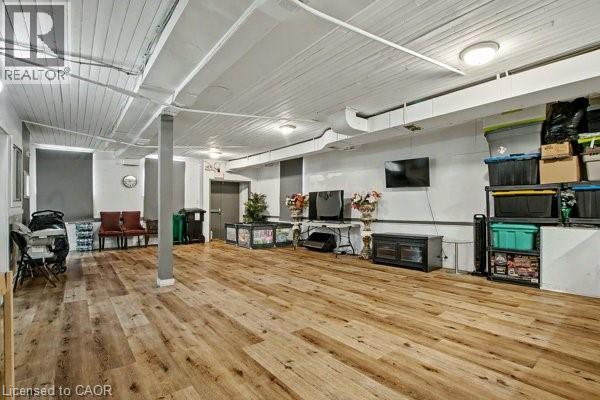 37 Wellington Street Property Photo 14