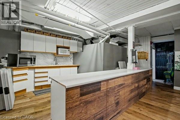 37 Wellington Street Property Photo 17