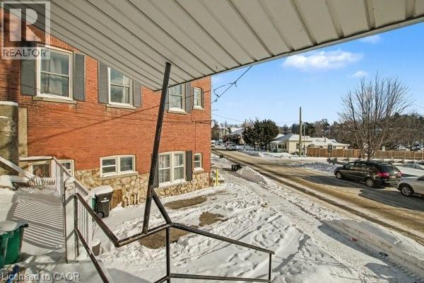 37 Wellington Street Property Photo 26