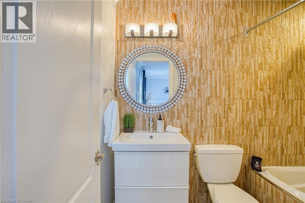 3263 Guyatt Road Property Photo 30