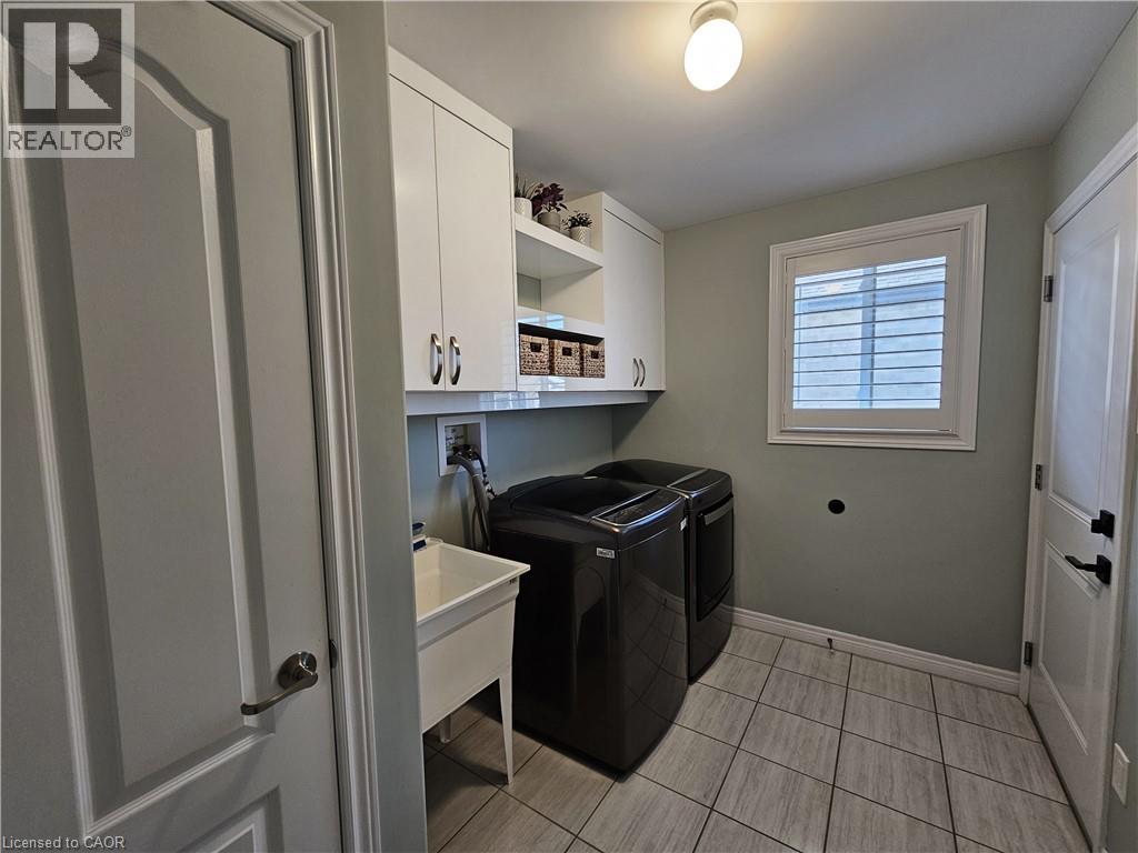 98 Allandale Crescent Property Photo 31