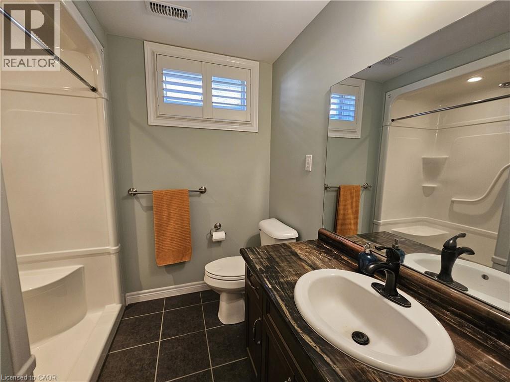 98 Allandale Crescent Property Photo 37