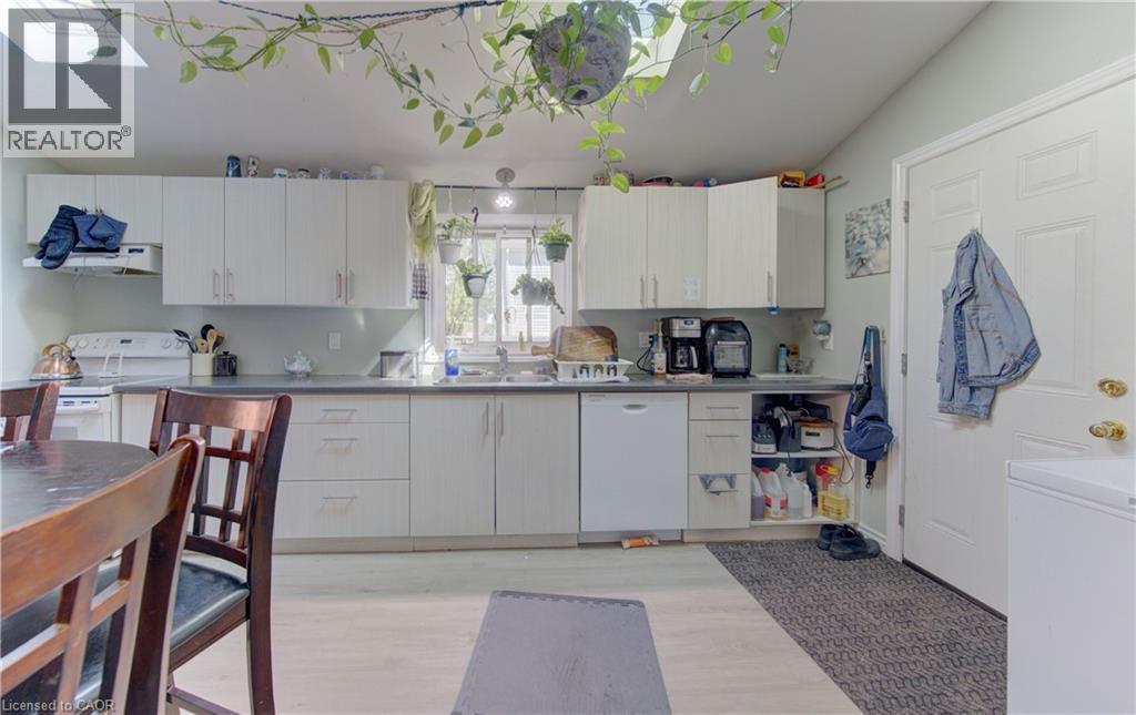 48 Breithaupt Street Property Photo 14