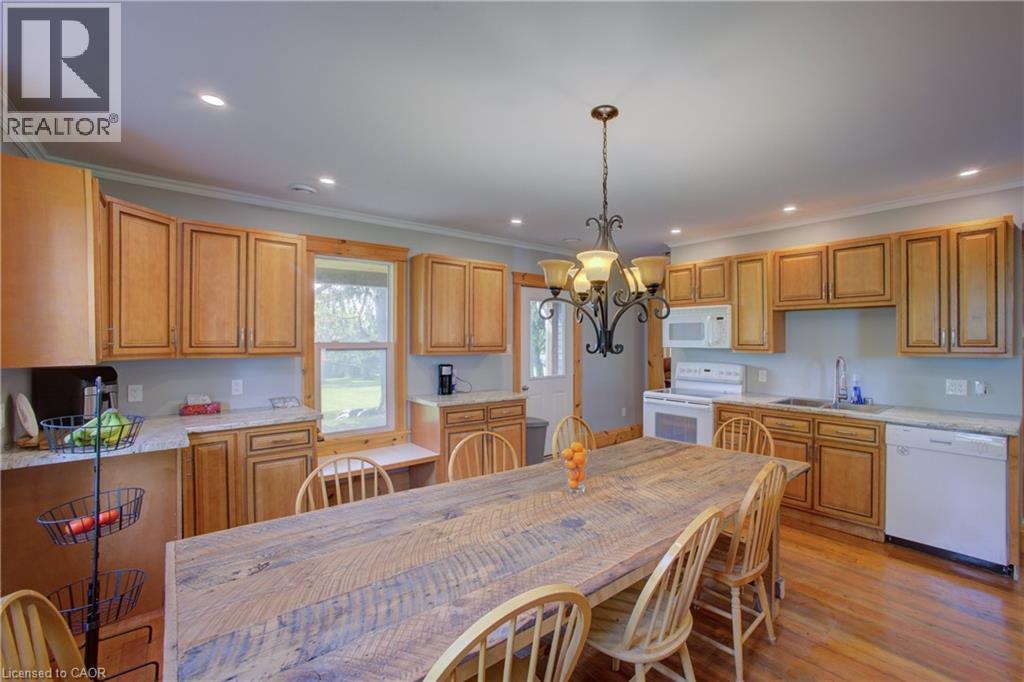 86561 London Road Property Photo 5
