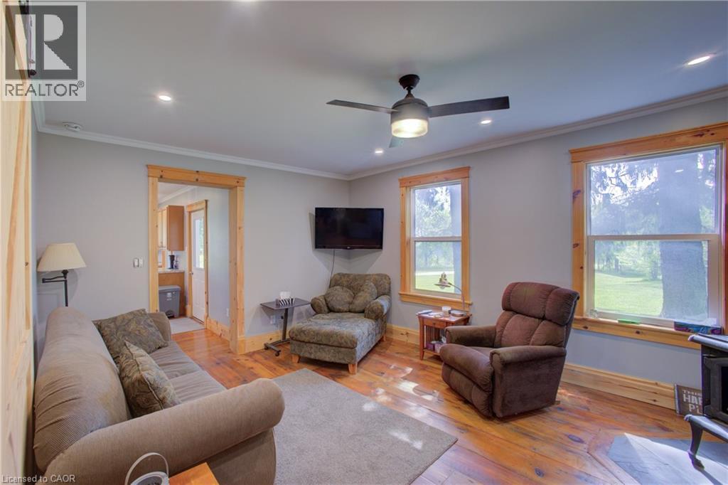 86561 London Road Property Photo 11