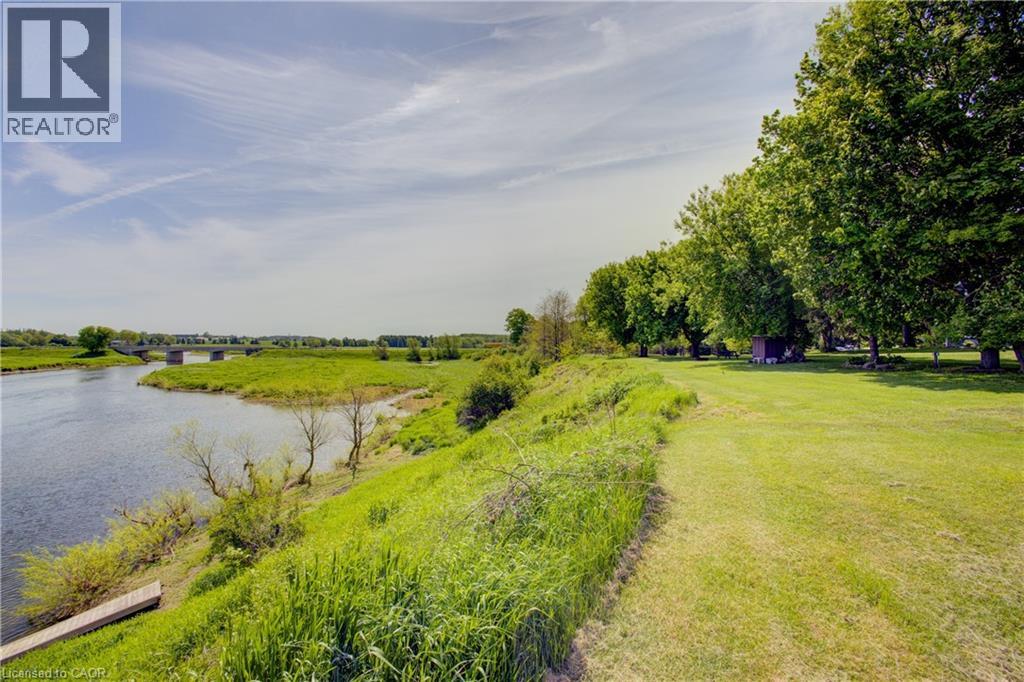 86561 London Road Property Photo 32