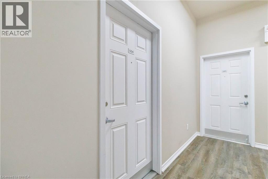 140 West River Street Unit# 504 Property Photo 28