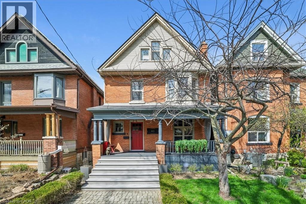 40 STANLEY Avenue