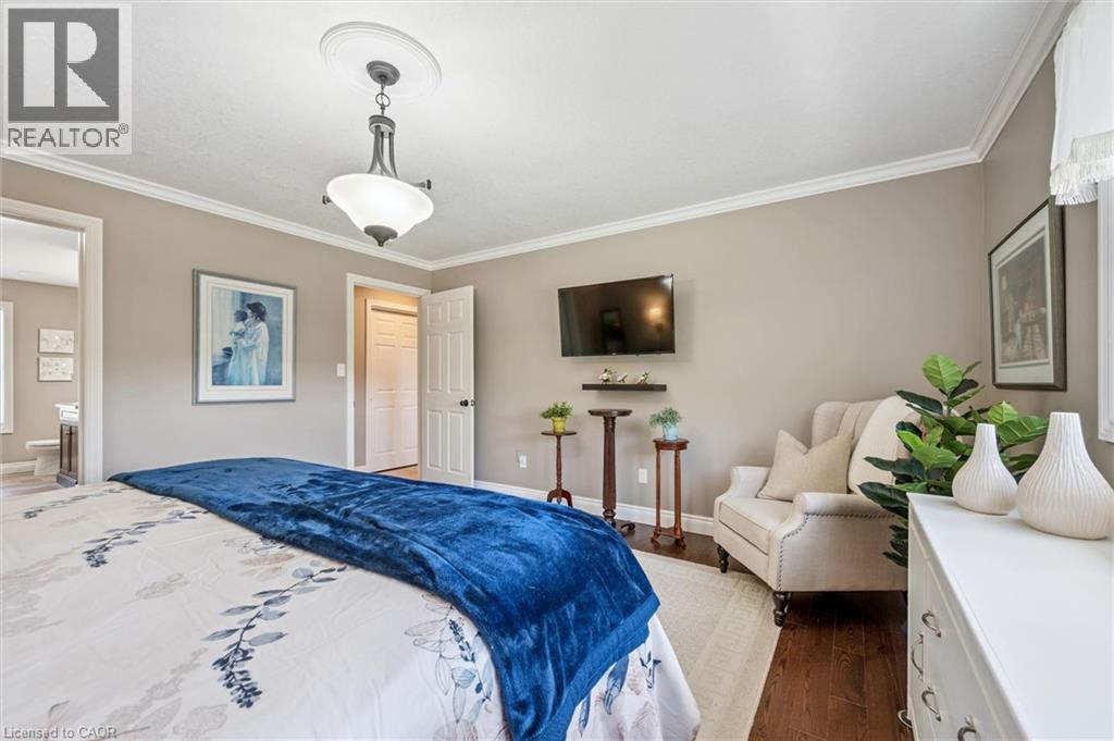 495190 Traverston Road Property Photo 17