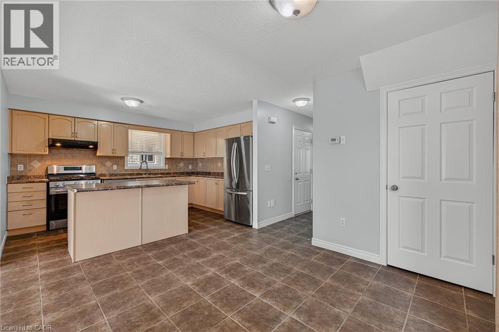 19 Sinclair Street Property Photo 7