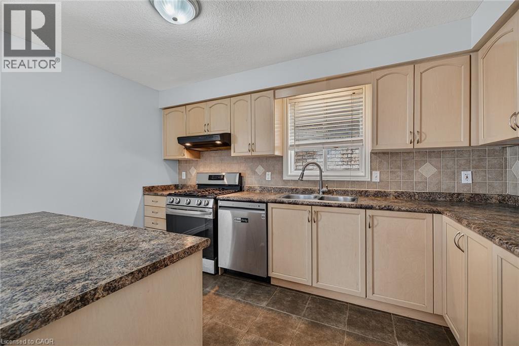 19 Sinclair Street Property Photo 9