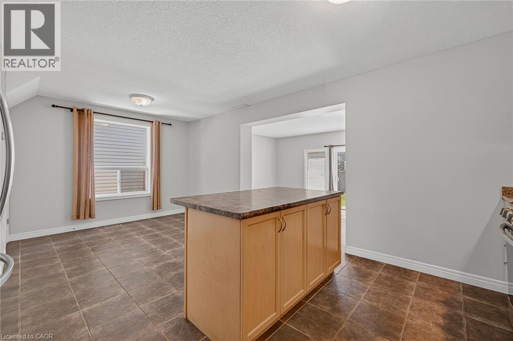19 Sinclair Street Property Photo 10