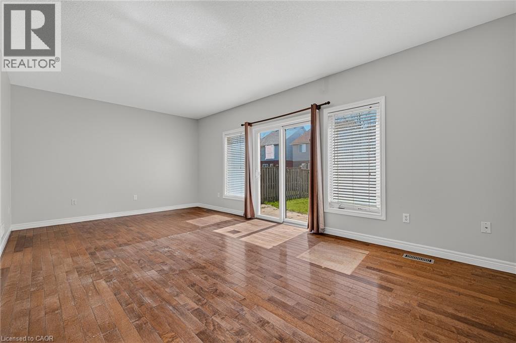 19 Sinclair Street Property Photo 12