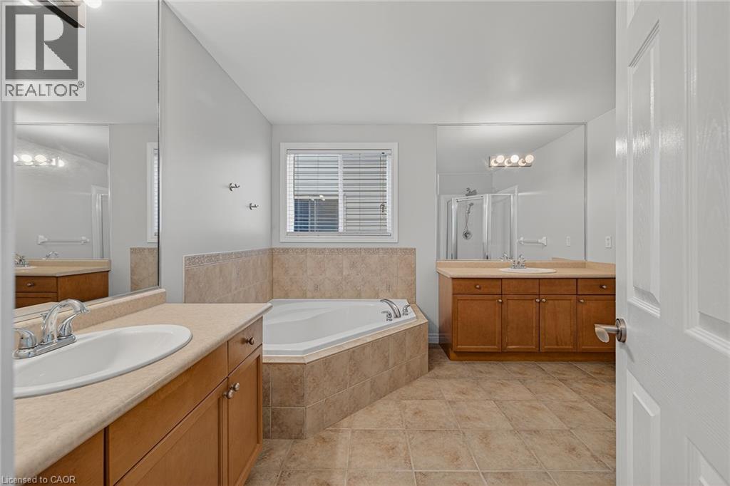 19 Sinclair Street Property Photo 22