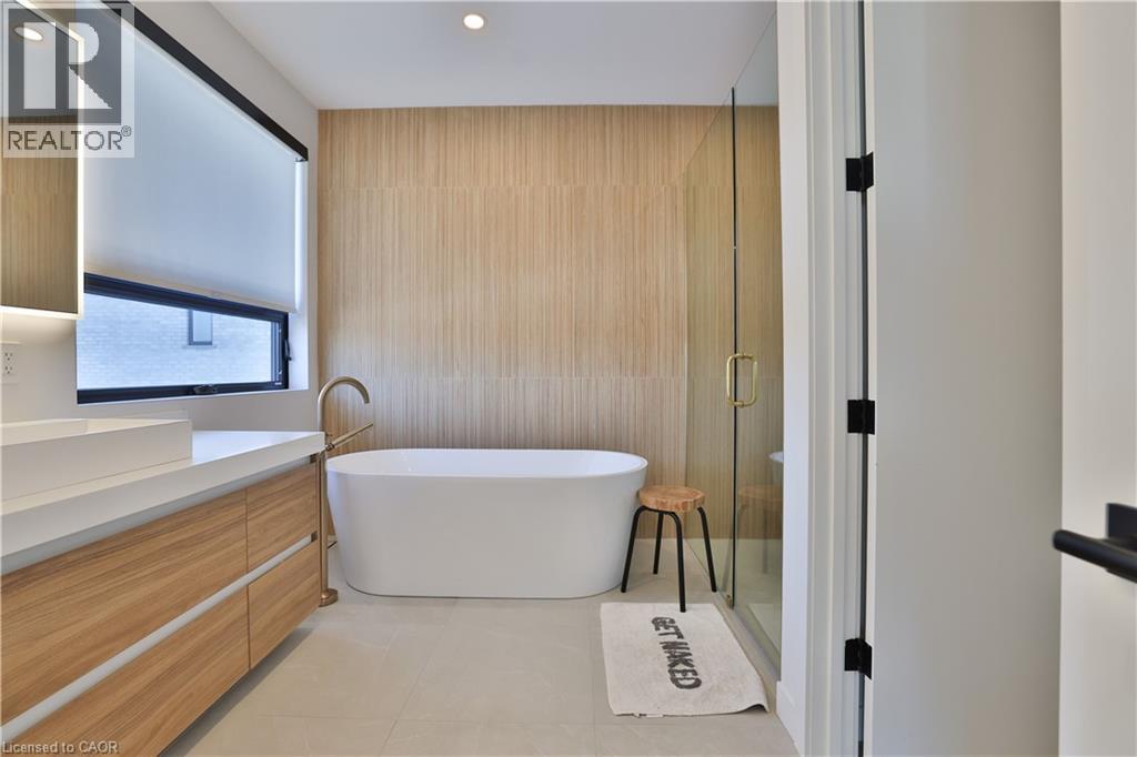 70 Upper Mount Albion Road Property Photo 18