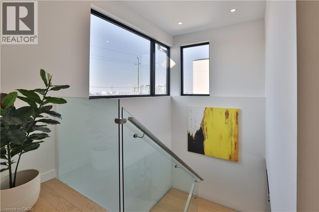 70 Upper Mount Albion Road Property Photo 28