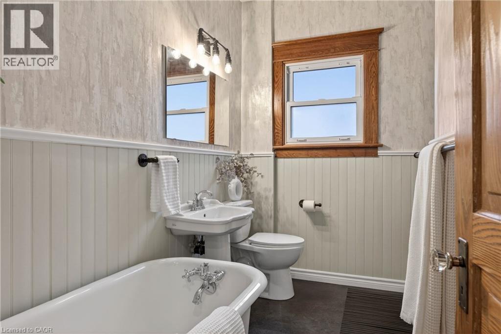 105 Highland Avenue Property Photo 32