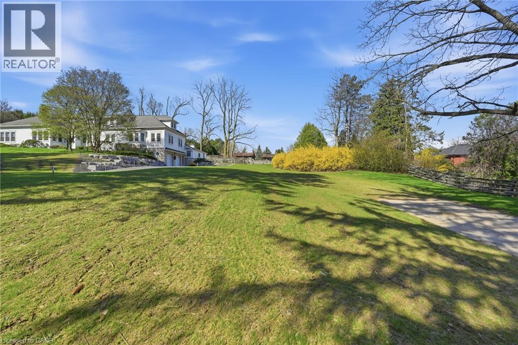 206 Lovers Lane Property Photo 9
