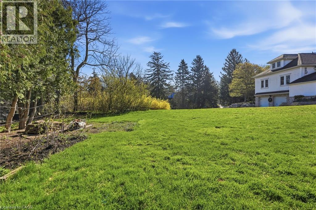 206 Lovers Lane Property Photo 12