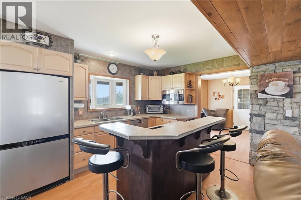 111 Erie Street Property Photo 14
