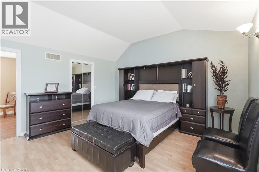 111 Erie Street Property Photo 23