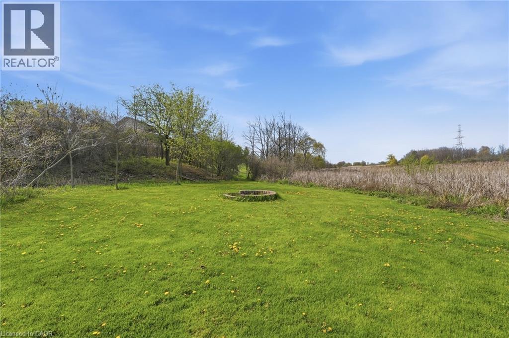 111 Erie Street Property Photo 39