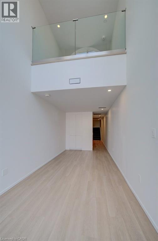 26 King Street E Property Photo 20