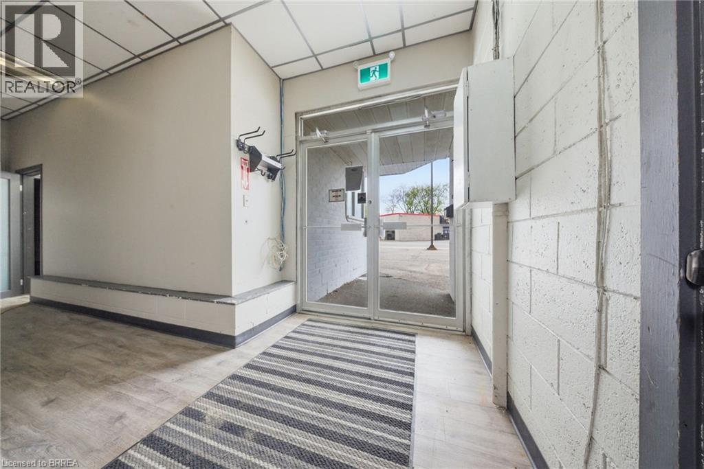 50 King George Road Unit# 3 Property Photo 7