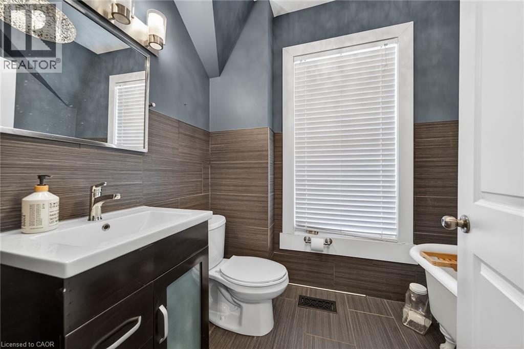 40 St Andrew Street Property Photo 26