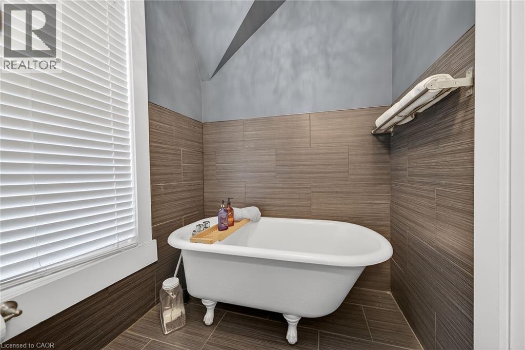 40 St Andrew Street Property Photo 27