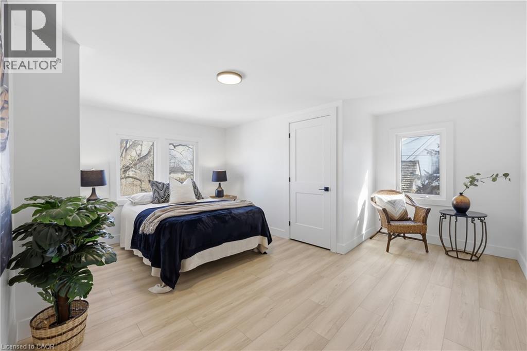 74 Freelton Road Property Photo 14