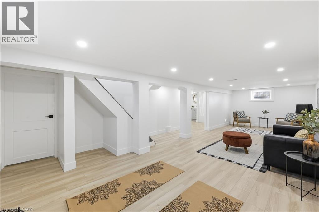 74 Freelton Road Property Photo 19
