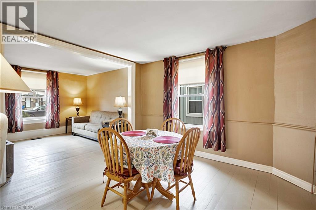 303 Dalhousie Street Property Photo 7