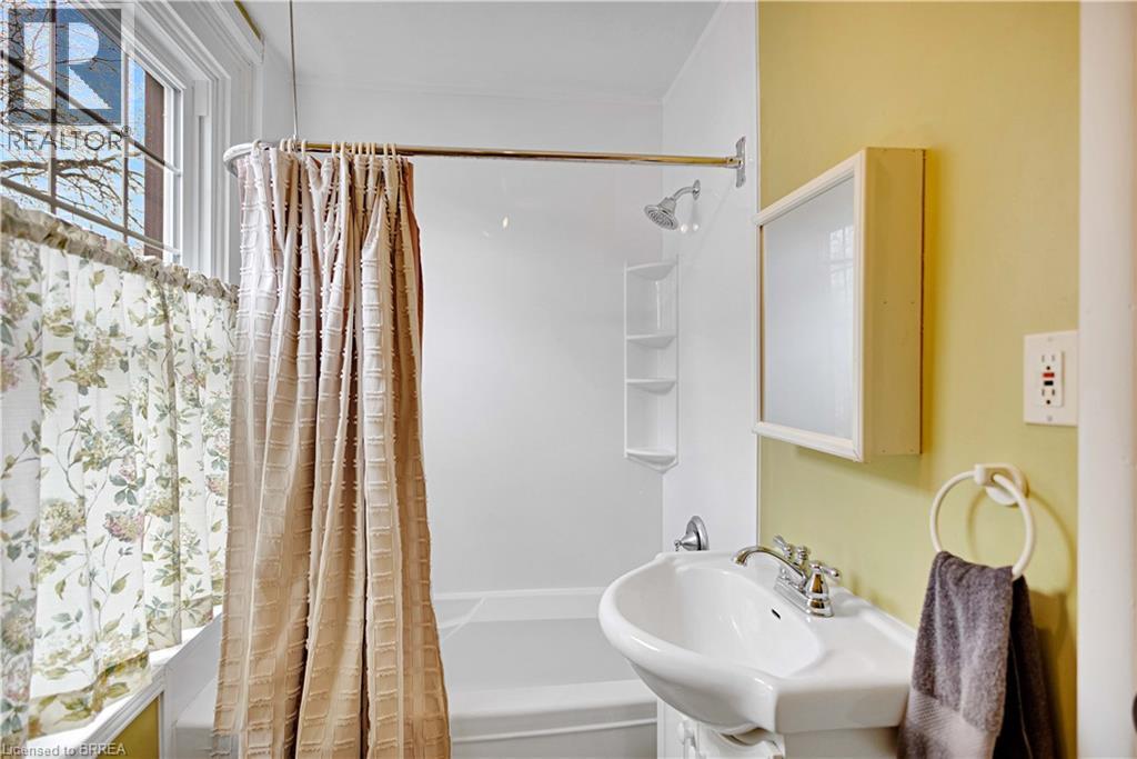 303 Dalhousie Street Property Photo 15