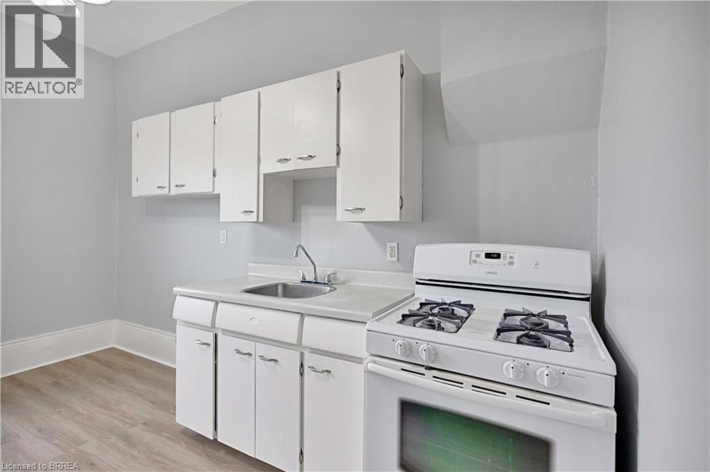 303 Dalhousie Street Property Photo 24